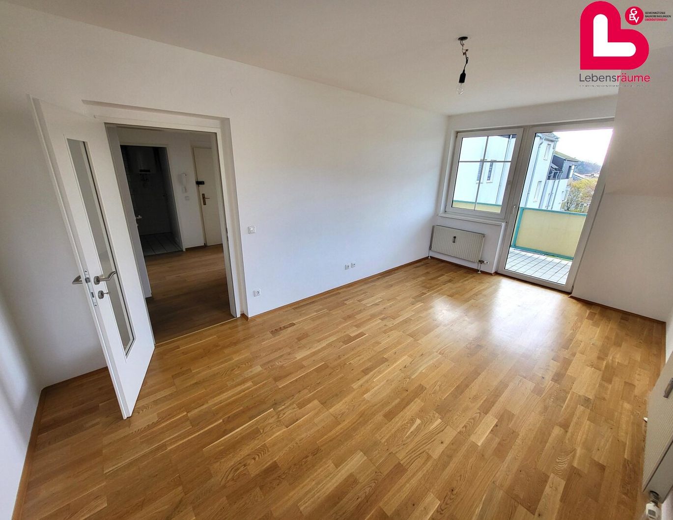 Schöne Dachgeschoss Wohnung
