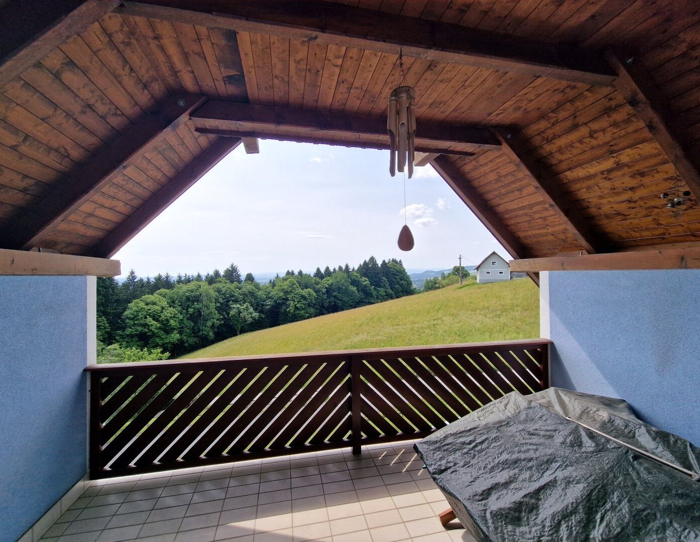 Neuwertige 3-Zimmer-Wohnung mit traumhaften Weitblick in Sankt Stefan ob Stainz - Garage, Werkstatt + Stellplatz