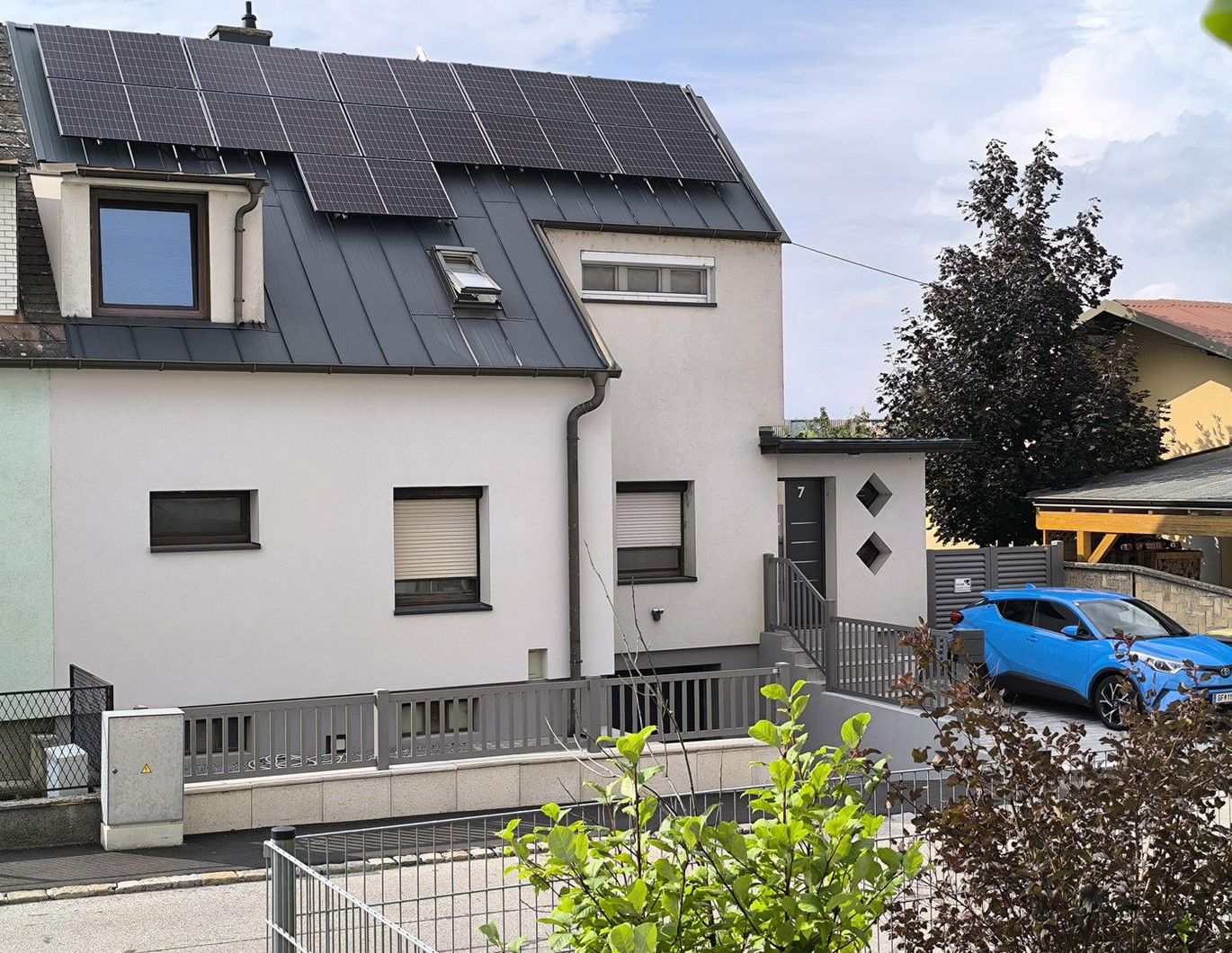 Komplett sanierte Traumimmobilie in bester Lage von Gänserndorf-Stadt!