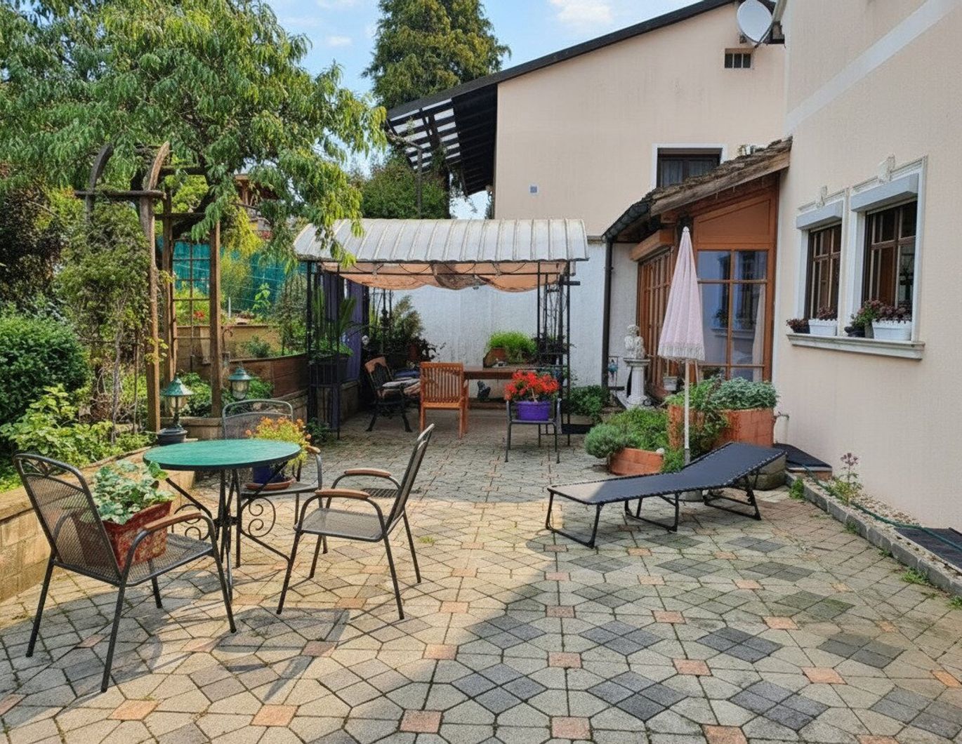 Einfamilienhaus inmitten eines grünen Gartenparadieses in Ulrichskirchen - Ihr neues Zuhause!