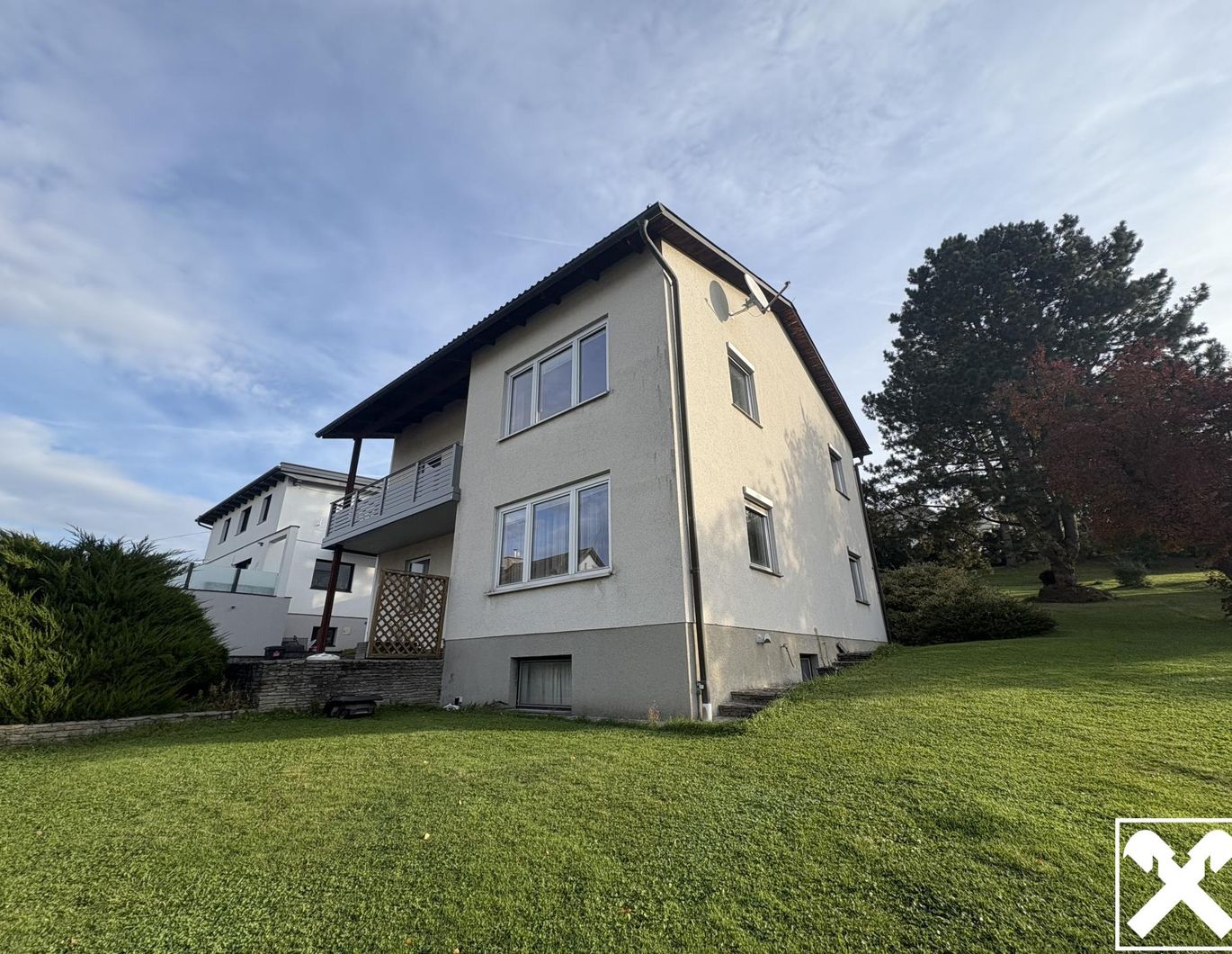 Familienhaus mit parkähnlichem Garten