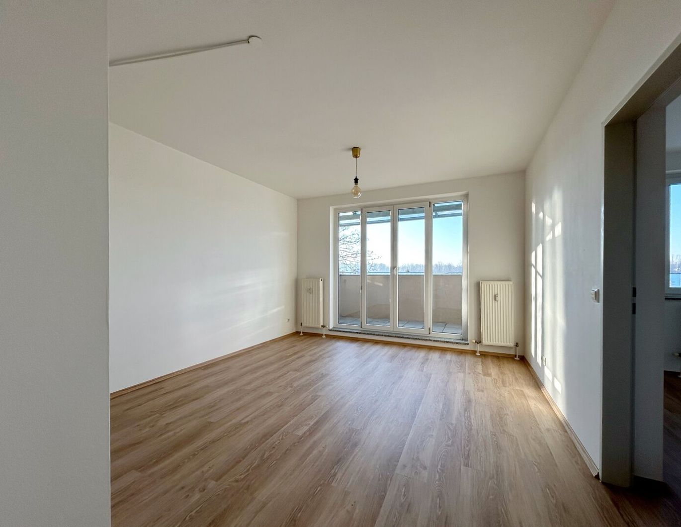 PREISWERT UND GEMÜTLICH - 2-ZIMMER-WOHNUNG MIT LOGGIA UND PARKPLATZ IN MAUTHAUSEN