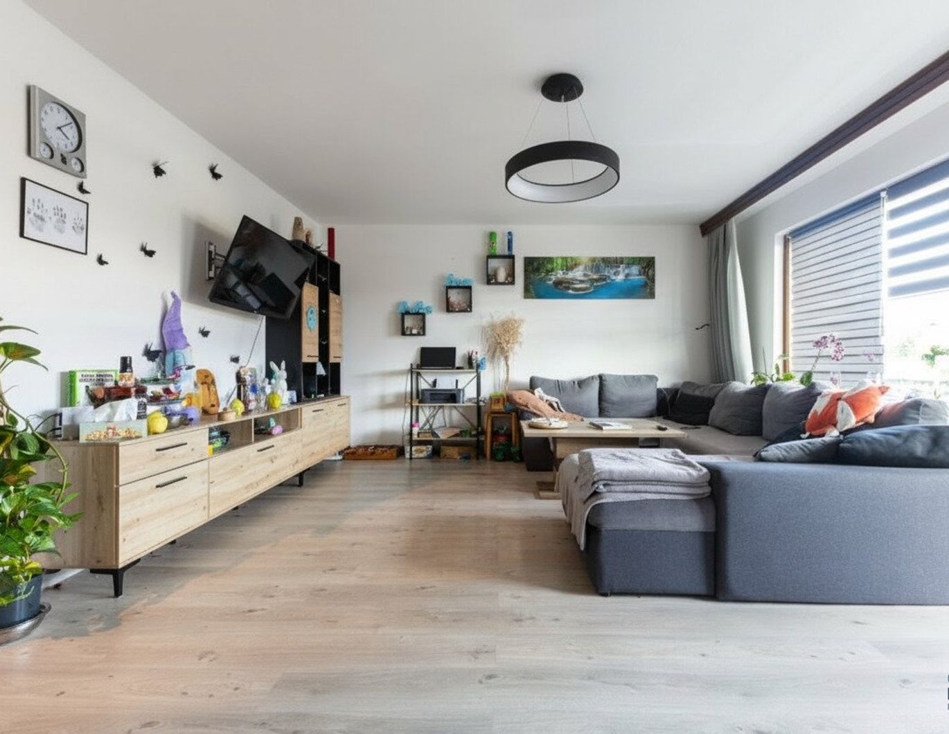 Geräumige 4-Zimmer-Wohnung samt Garage und Gartennutzung - Neumarkt am Wallersee