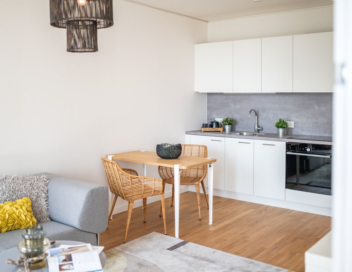 Erstbezug I TOWER HOMES bei der U1 *Rooftop-Pool inklusive*