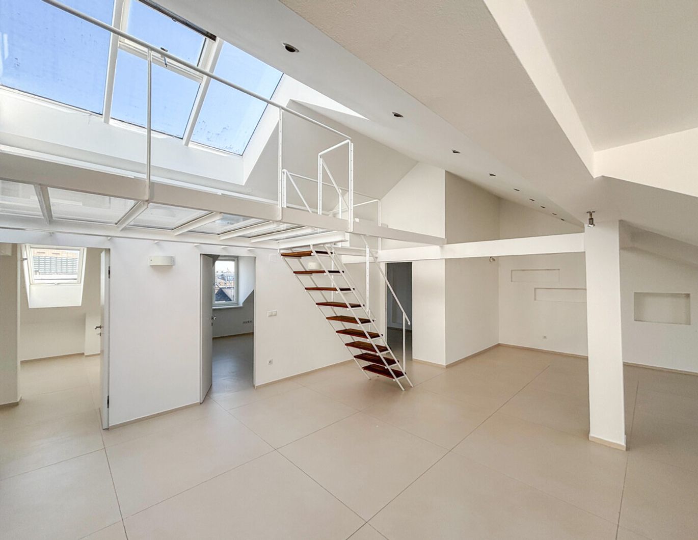 Fantastische DG-Wohnung mit Grünblick