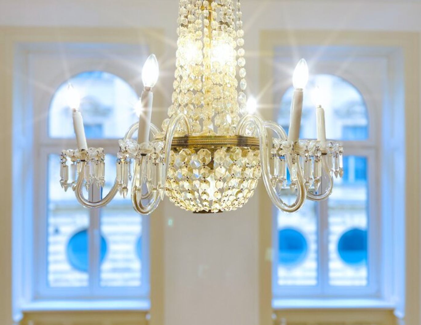 Fischgrät und Flügeltüren - Sanierte 3,5 Zimmer Wohnung