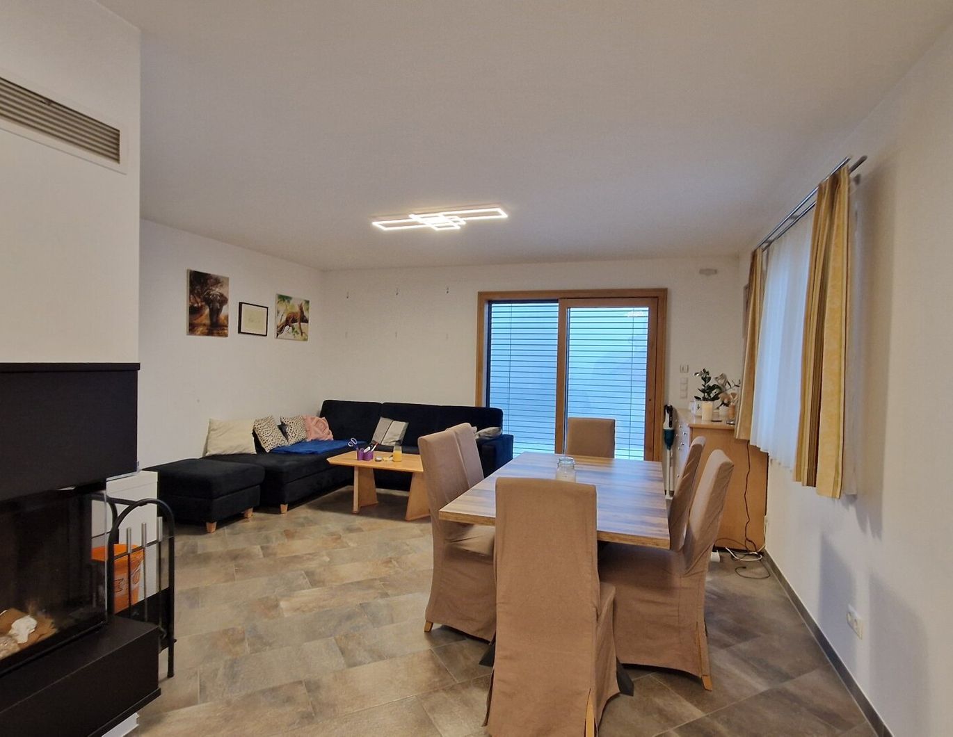 Top Deal! MODERNES HARTL-HAUS (BJ 2018): Dichtbetonkeller, Einbauküche und traumhaften Wohnraum!