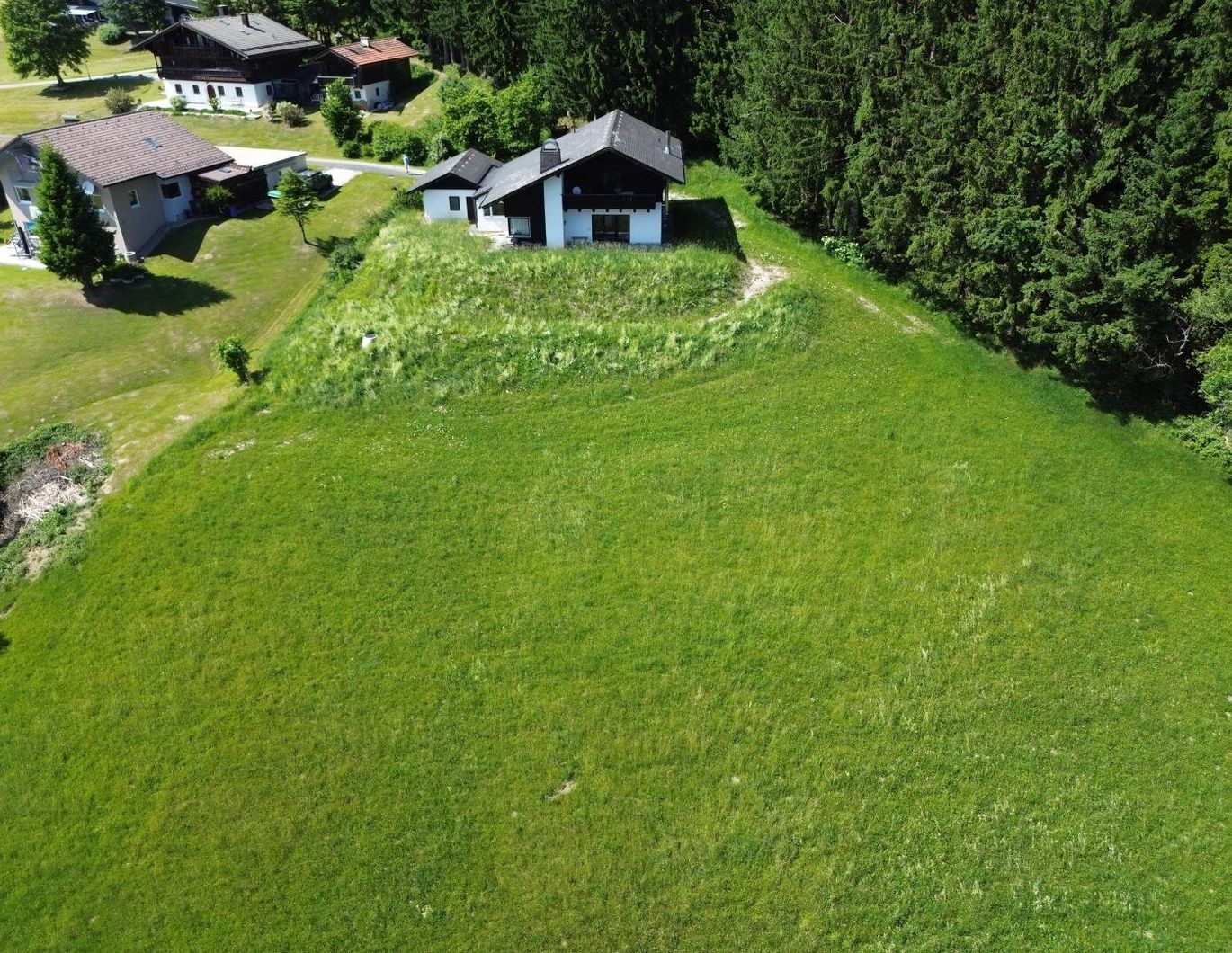 *ZWEITWOHNSITZ MÖGLICH* Traditionelles Landhaus mit Kaminzimmer und XL-Grundstück 5816m² und atemberaubendem unverbaubarer Thalgaubergblick in Thalgau
