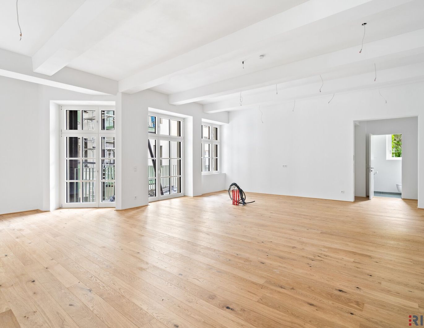 **Industria LOFT mit 4,5m Raumhöhe in ehemaliger Schuhfabrik**