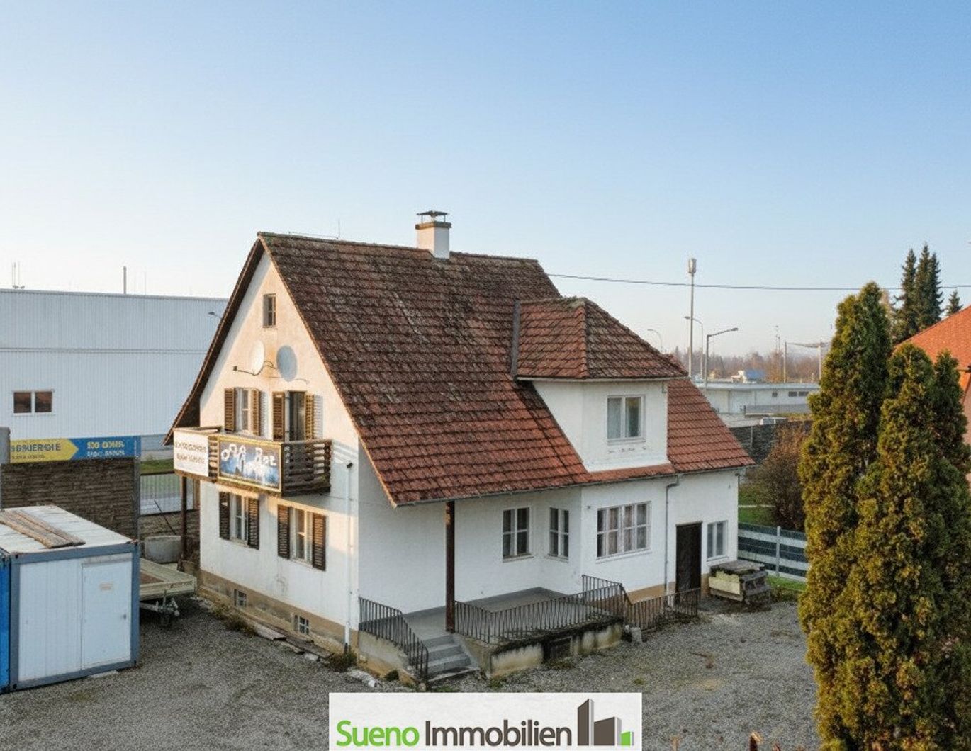 Funktionales Mitarbeiter- oder Monteurhaus in zentraler Lage von Laakirchen