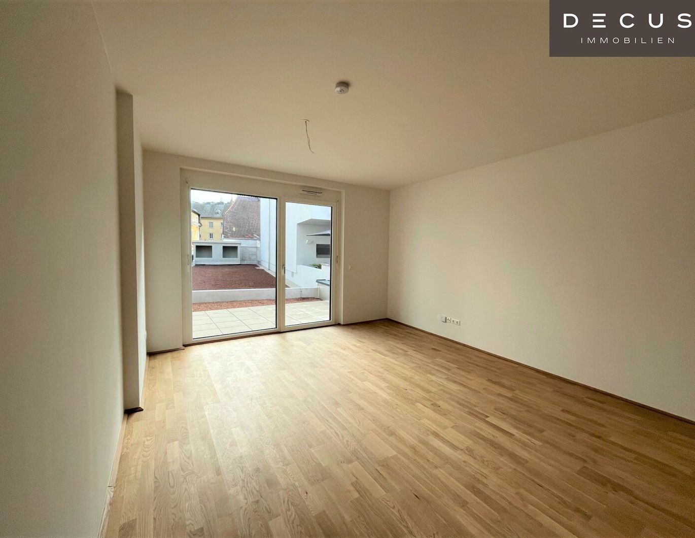 MIETBEGINN AB 01.05.2026 | TOLLE TERRASSENWOHNUNG IM KARMELITERHOF | NÄHE RATHAUS