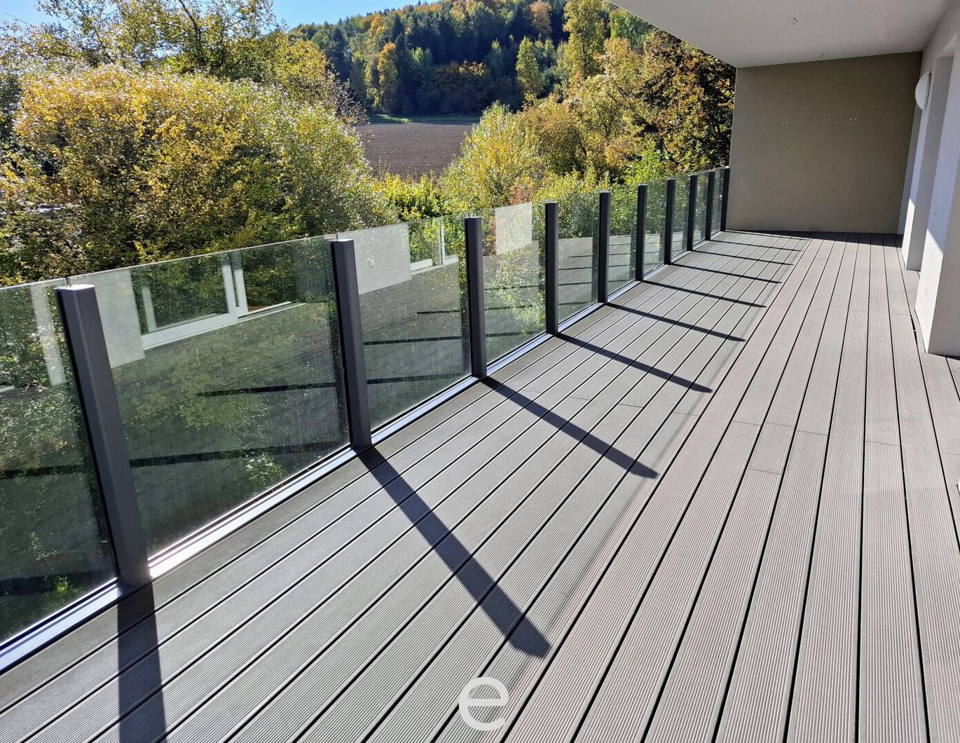 Stilvolle 4-Zimmer-DG-Wohnung mit herrlichem Naturblick in Schleißheim