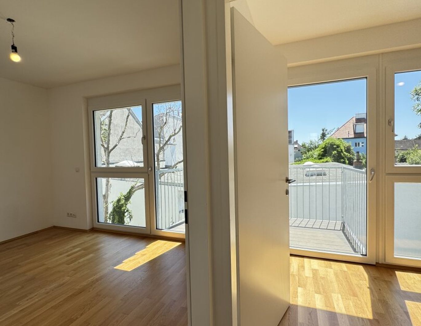 ***3-Zimmer-Wohnung mit Balkon in Ruhelage - urbanes Wohnen am Kagraner Platz ***