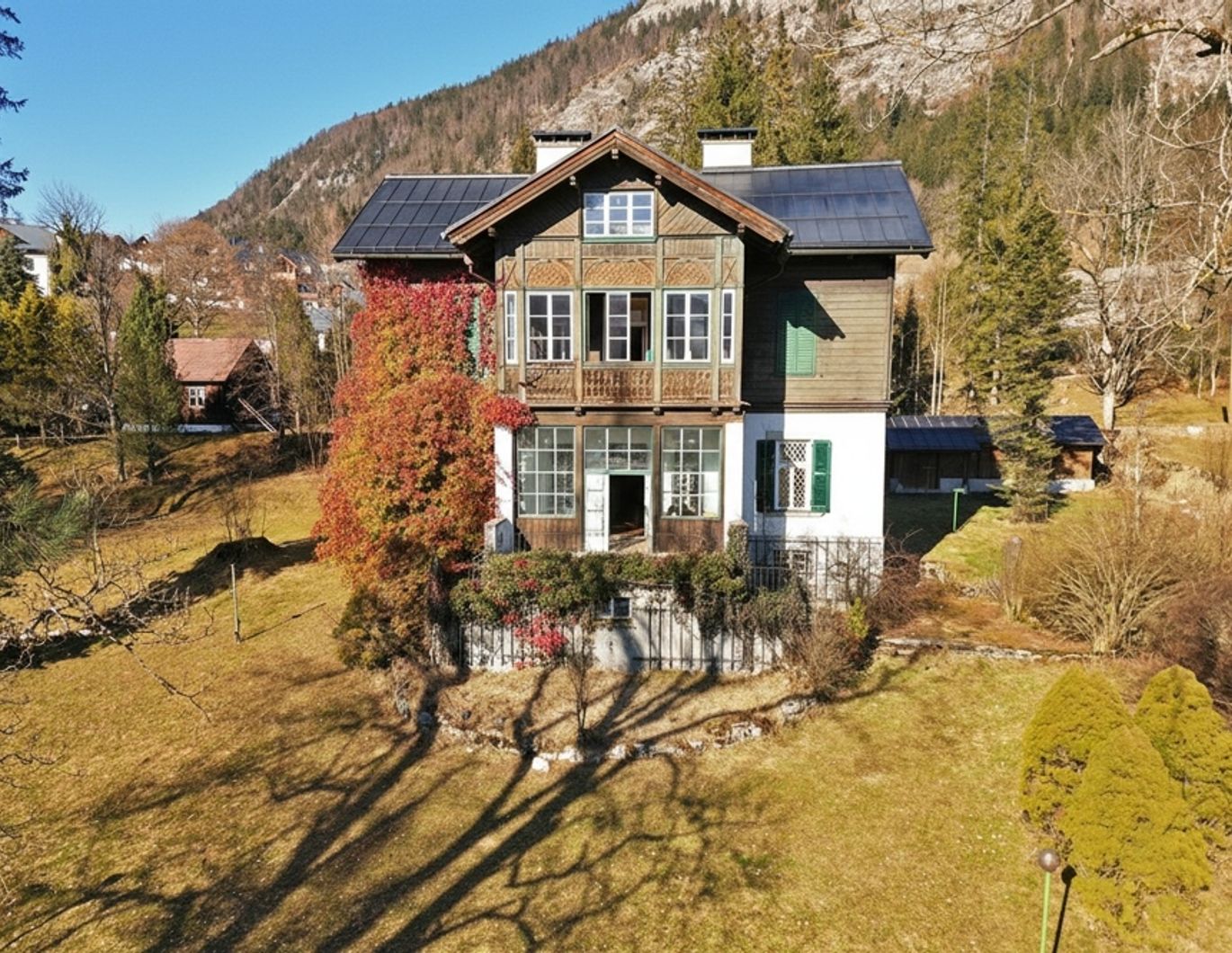 Im Herzen von Altaussee! > 9.000 m² Grundstück mit Altbestand