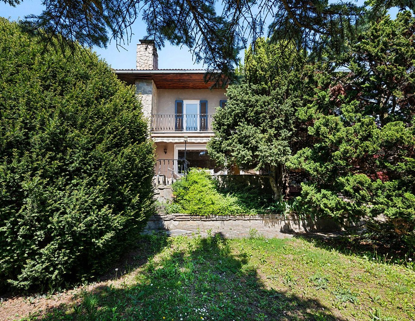 Toskanaflair trifft Midcentury Traum - Wohnen mit Stil und Seele