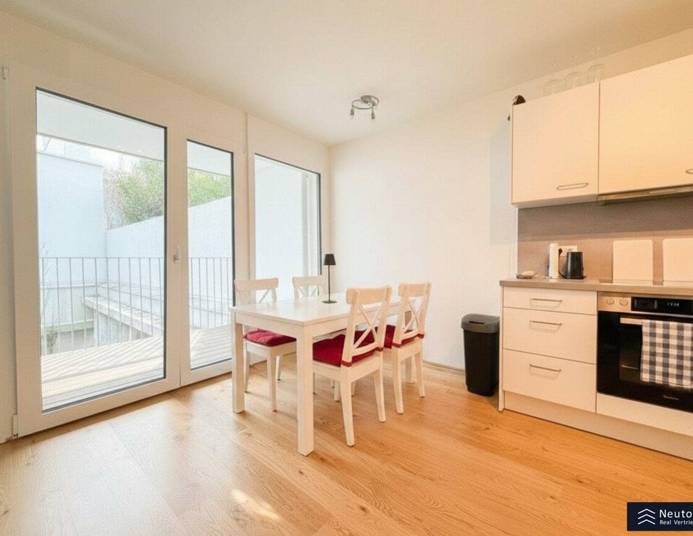 MOLLART LIVING - 3-ZIMMER-WOHNUNG MIT LOGGIA - WOHNEN AM PULS DER ZEIT MIT AUSGEZEICHNETER U-BAHN ANBINDUNG MITTEN IN MARIAHILF