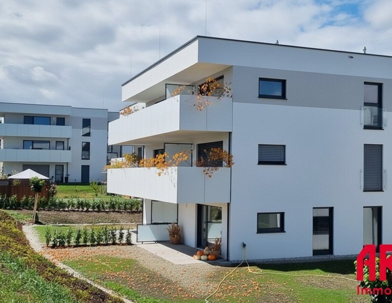 Moderne Erdgeschosswohnung in Ried - Erstbezug mit Garten und Terrasse!