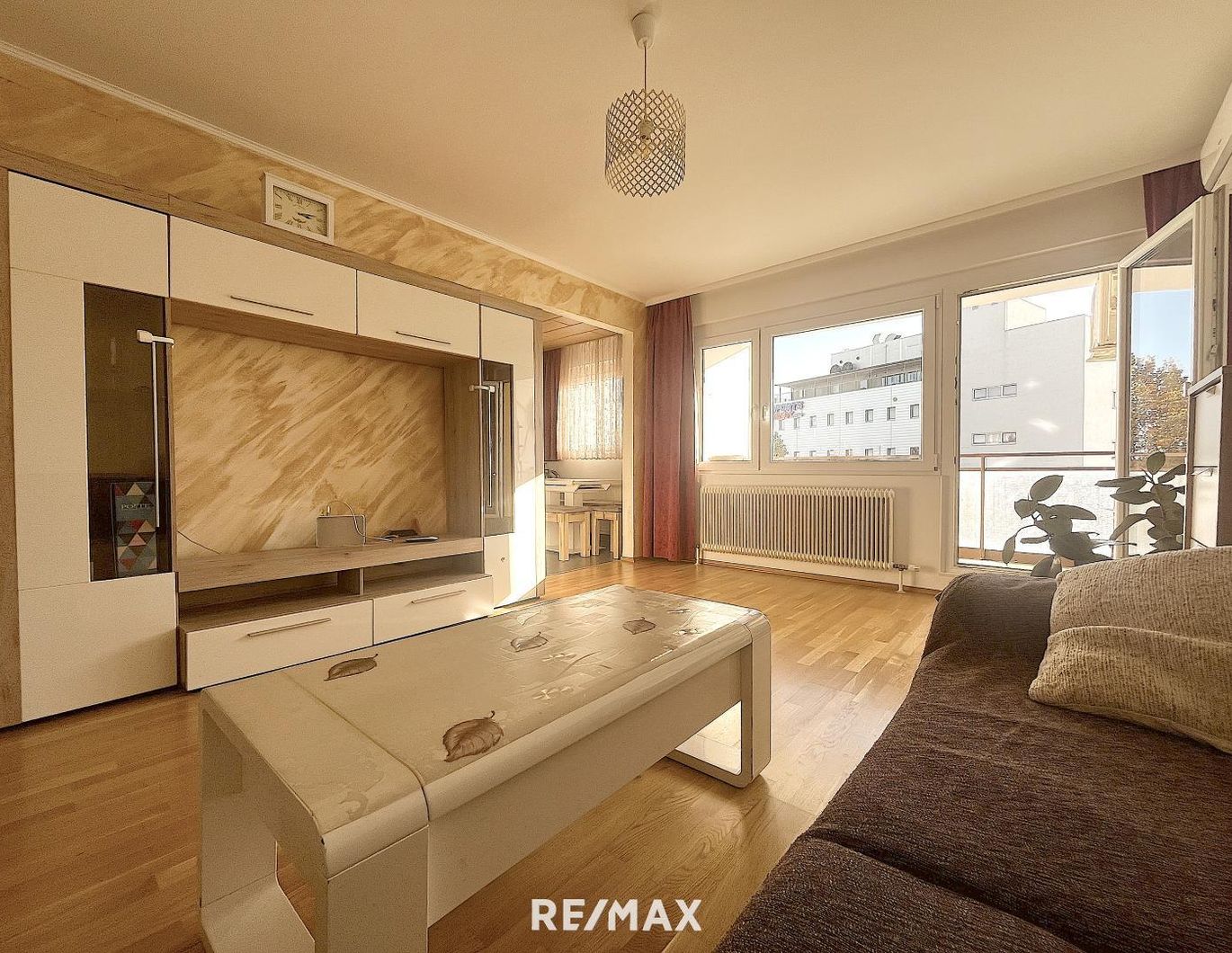 Sanierte 3-Zimmer-Neubauwohnung mit Loggia