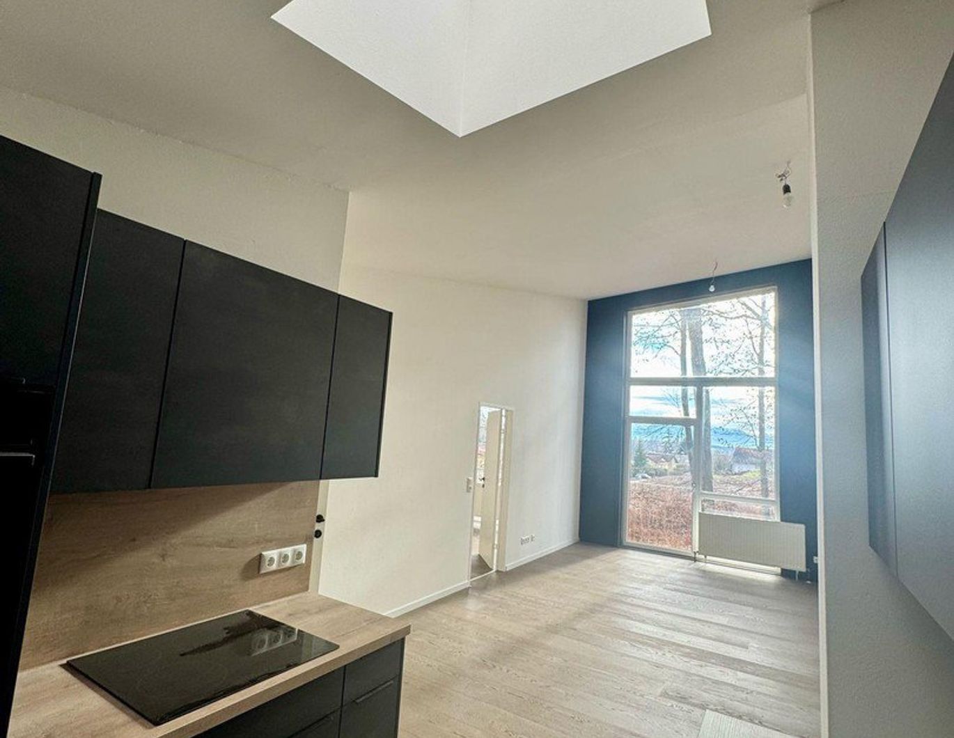 Neuvermietung nach Renovierung! Ansprechende 2-Zimmer-Wohnung mit Bergblick in Bürmoos