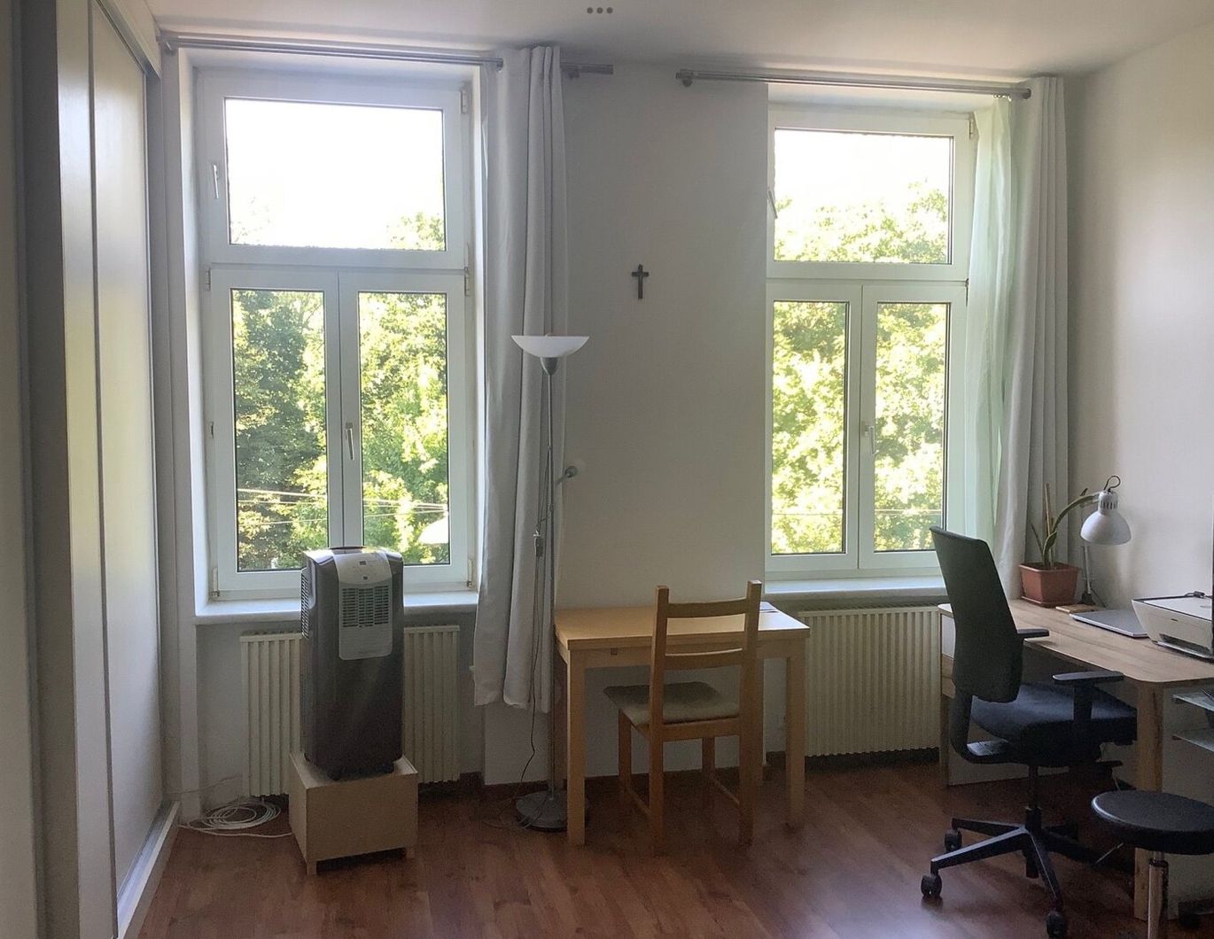 Single oder Pärchenwohnung in zentraler Lage, sehr gute Anbindung an Bus und Bahn
