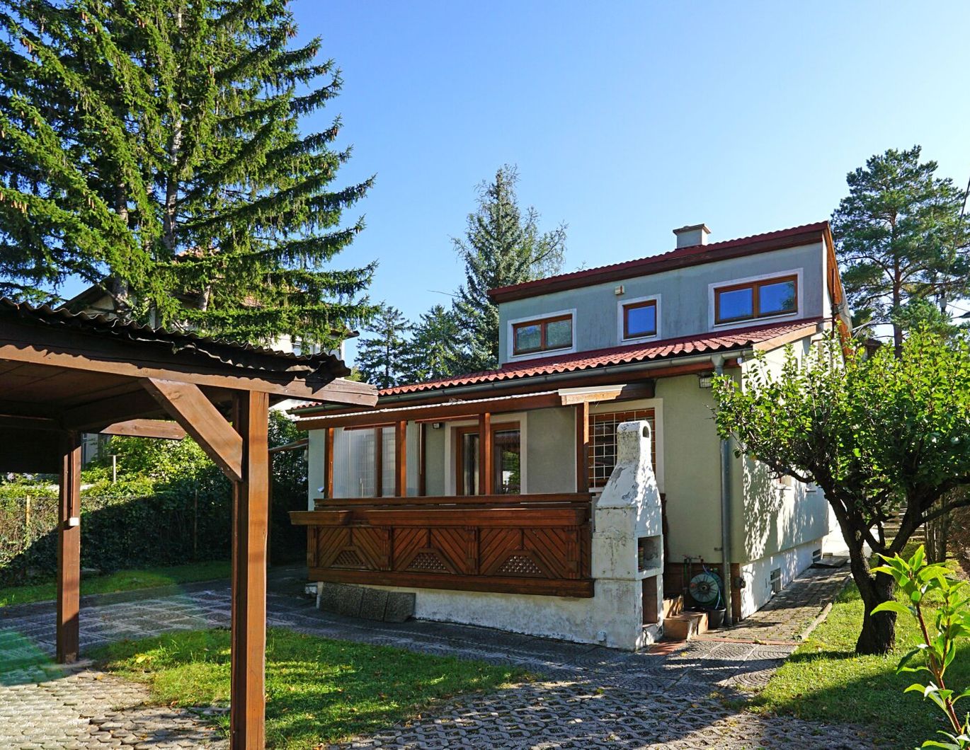 Zwischen Hanusch-Krankenhaus und Flötzersteig gelegenes, gepflegtes Einfamilienhaus
