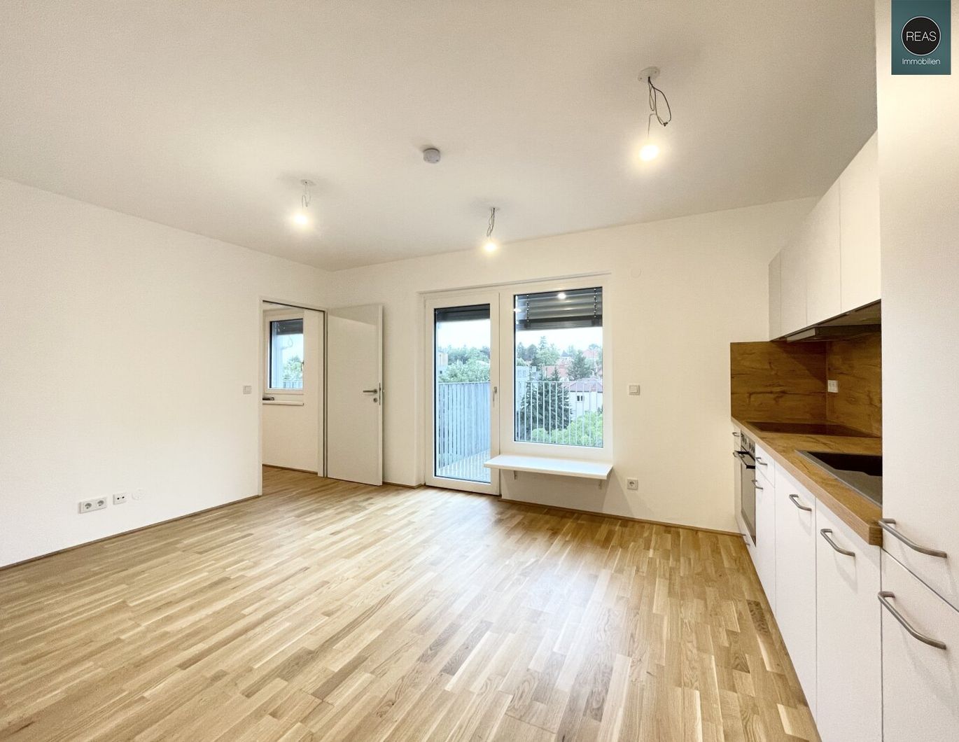 Provisionsfrei: Neubauwohnung mit Balkon, mitten in Liesinger Ruhelage!