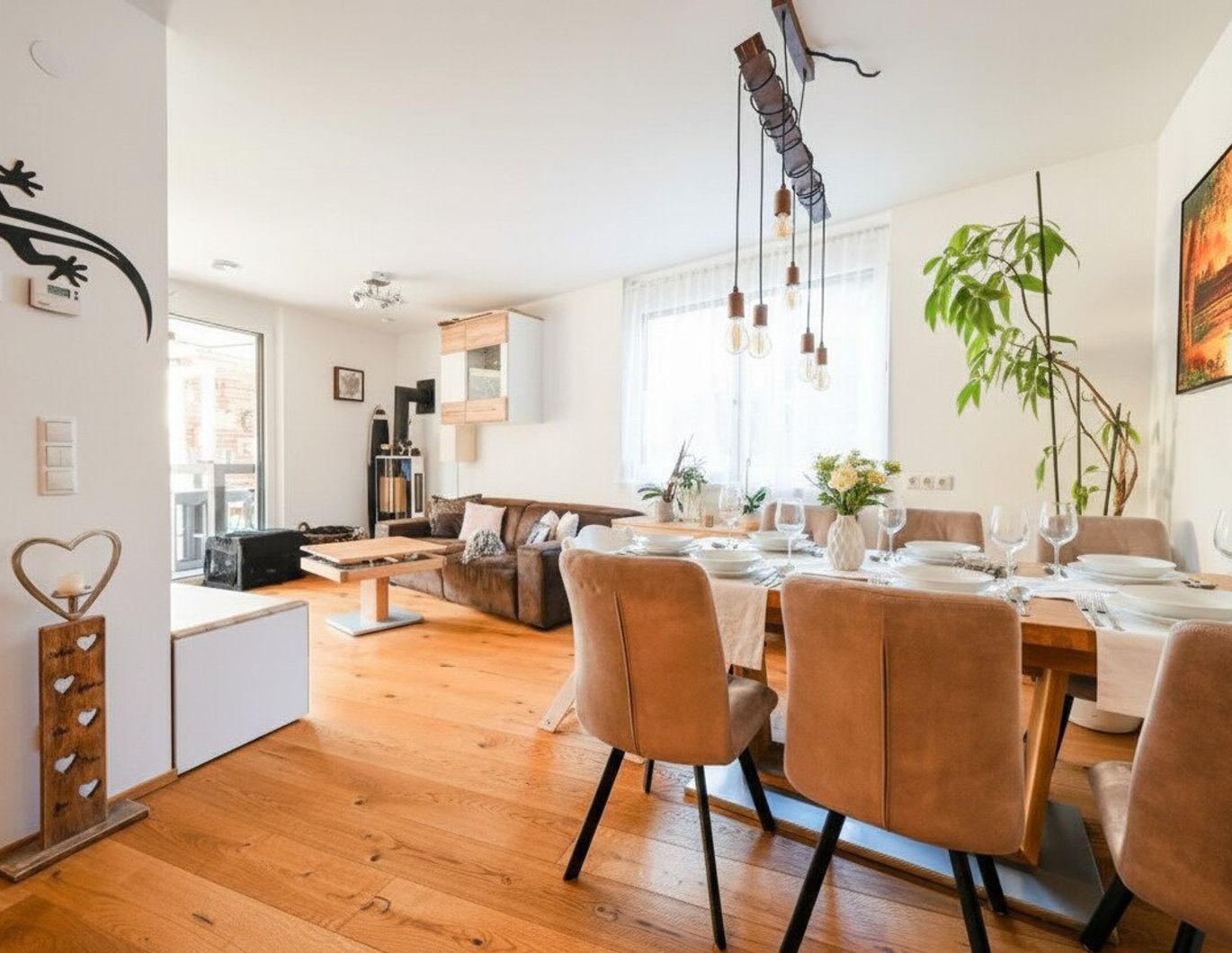 Lichtdurchflutete 3-Zimmer Eigentumswohnung mit Gartenanteil