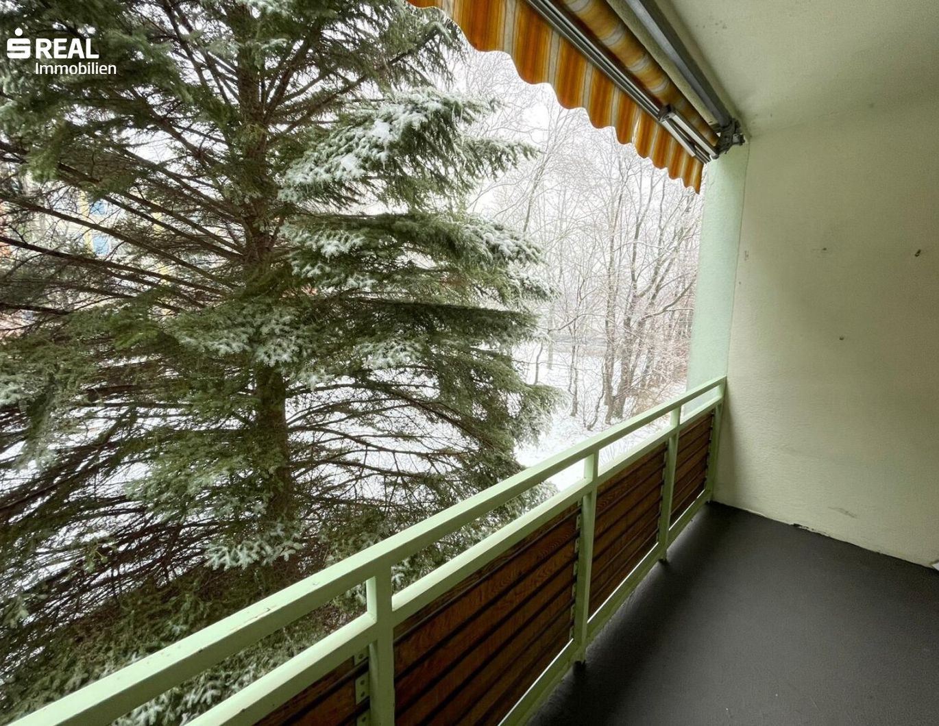 Gepflegte 3-Zimmer Familienwohnung mit Loggia in Grünruhelage