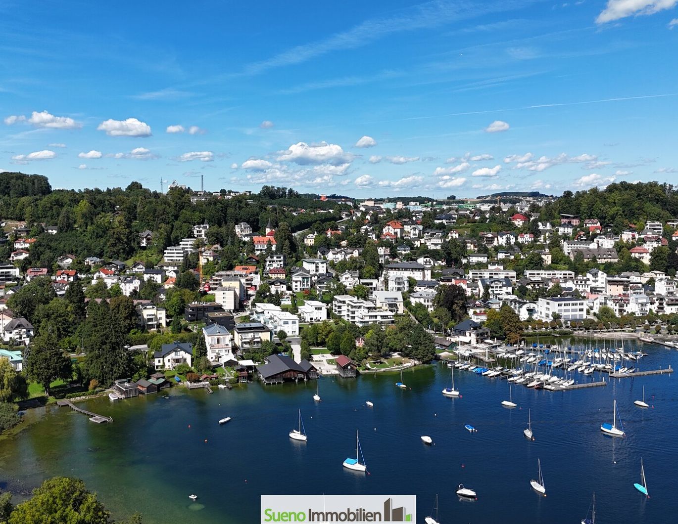 NEUBAU 3-Zimmer-Wohnung mit Balkon und Tiefgarage