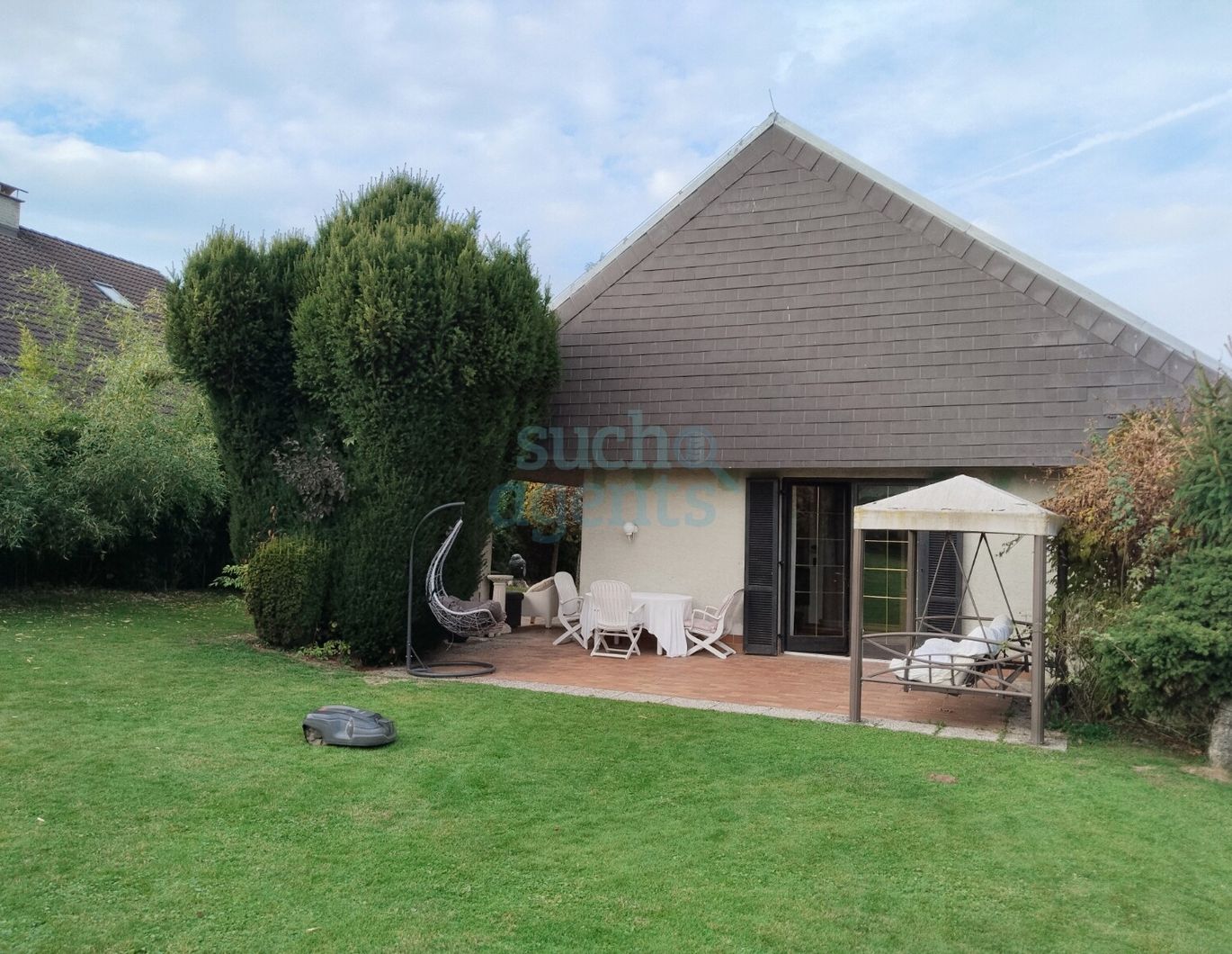 Einfamilienhaus in TOP Lage mit großem Garten und jede Menge Ausbaupotential