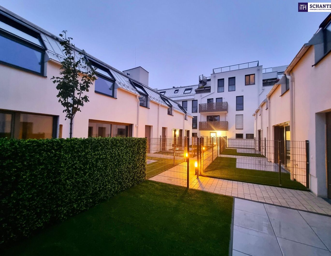 SUMMER SALE! Happy to be here! WOW - Cooles Townhouse mit Garten! Erdwärme + Absolute Ruhelage + Tiefgarage + Ideale Süd Ausrichtung! Nachhaltig und zukunftssicher investiert!