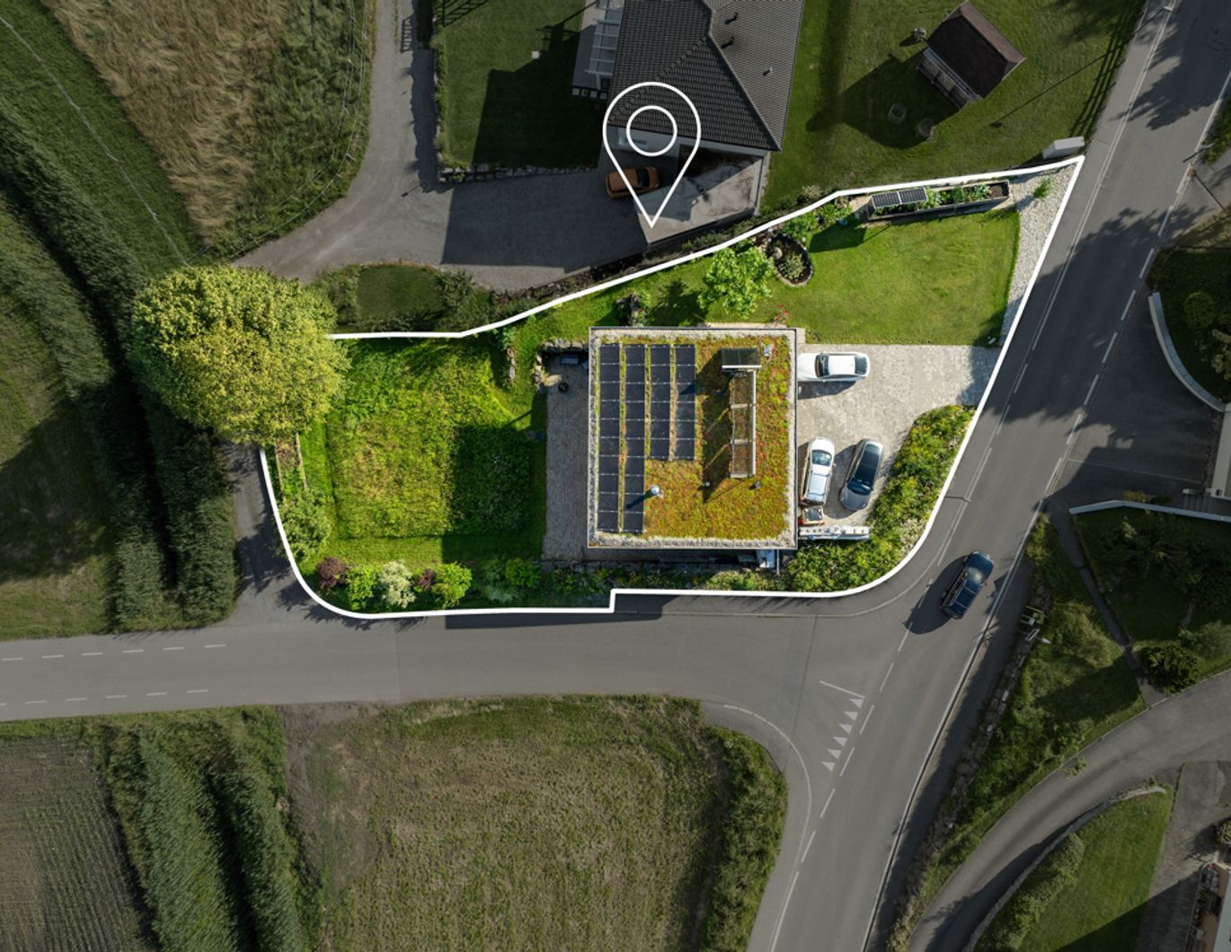 Nahezu energieautarkes Einfamilienhaus mit großem Grundstück