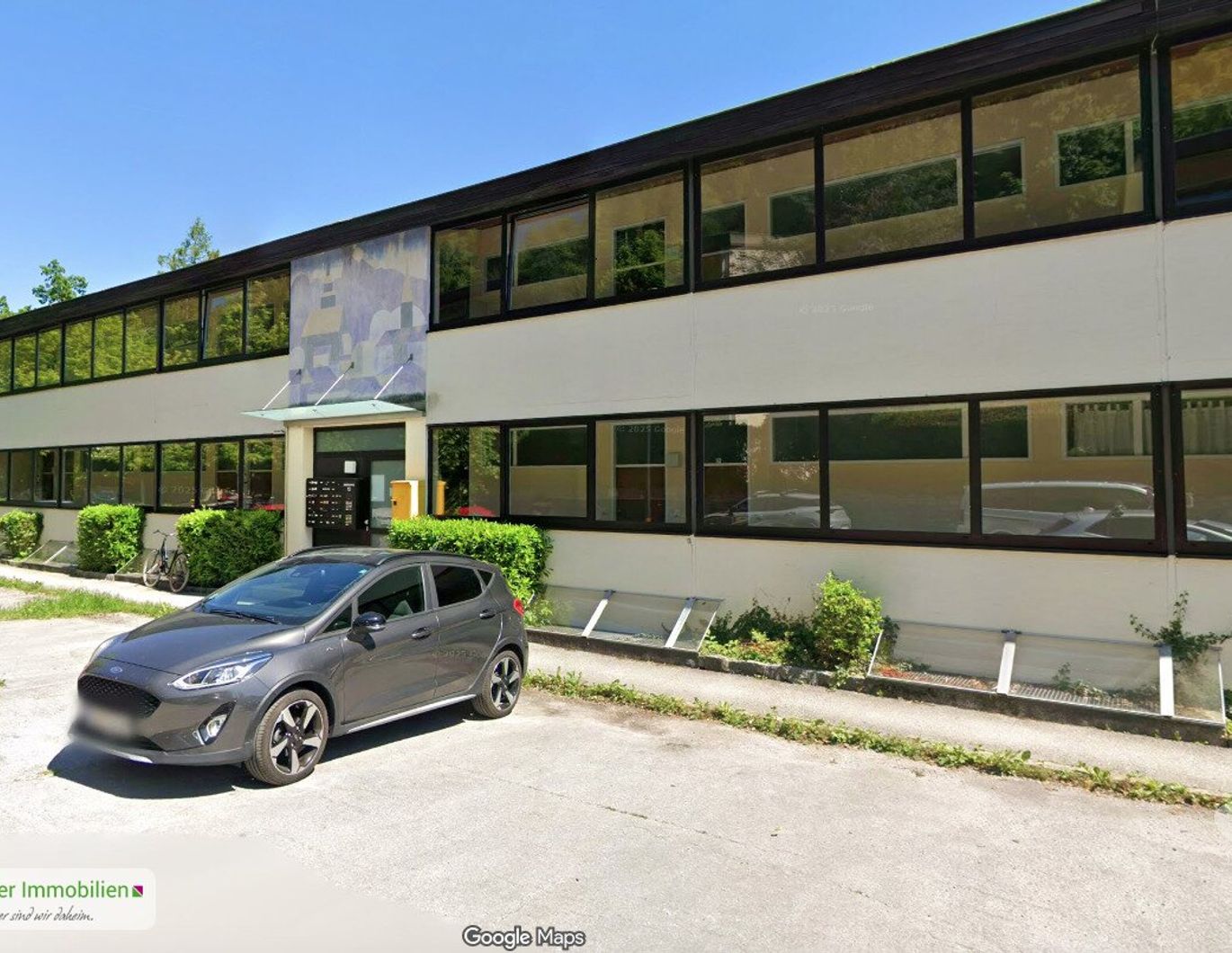 Ein besonderer Platz! optimale Groß-Garconniere mit Balkon