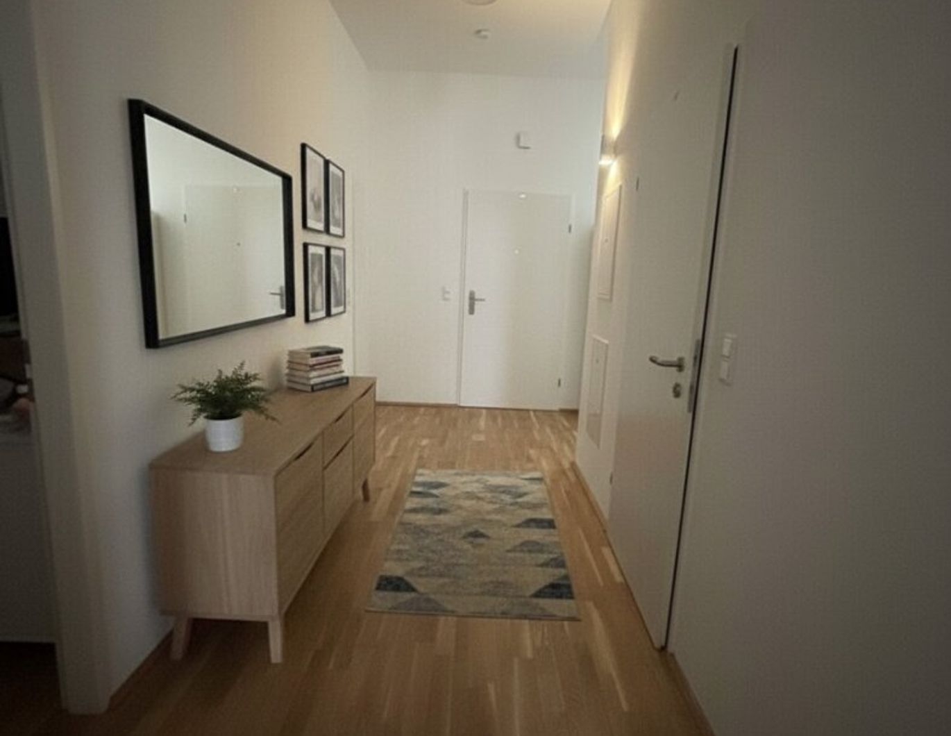 Dragonerhöfe: 3-Zimmer-Genossenschaftswohnung mit XL-Raumhöhen in zentraler Welser Toplage - Ihr neues Zuhause mit ausgewählter Nachbarschaft wartet auf Sie! AB SOFORT!