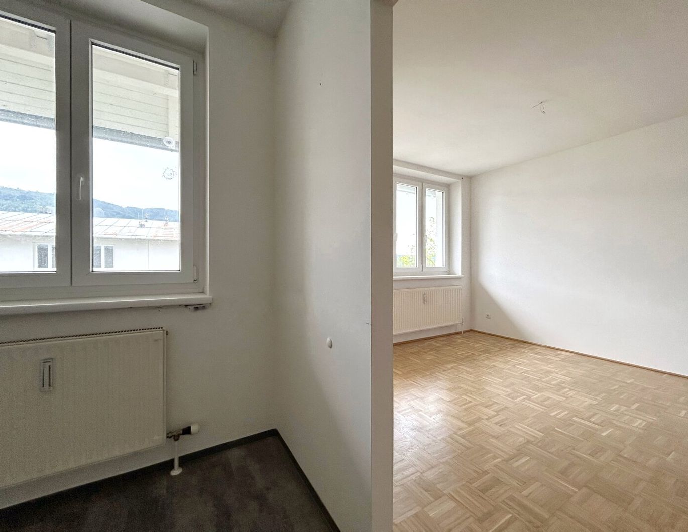 NEUSTART 2026 - 3 ZIMMER WOHNUNG MIT BALKON UND PARKPLATZ IN KIRCHDORF