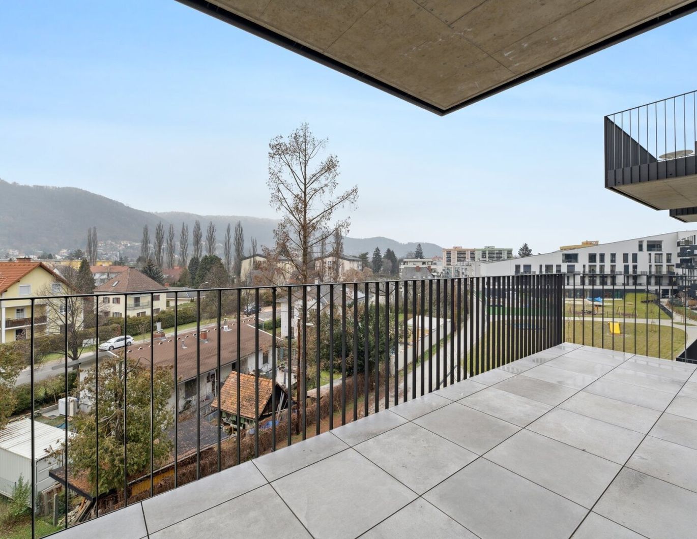 2 Zimmerwohnung mit großem Balkon!