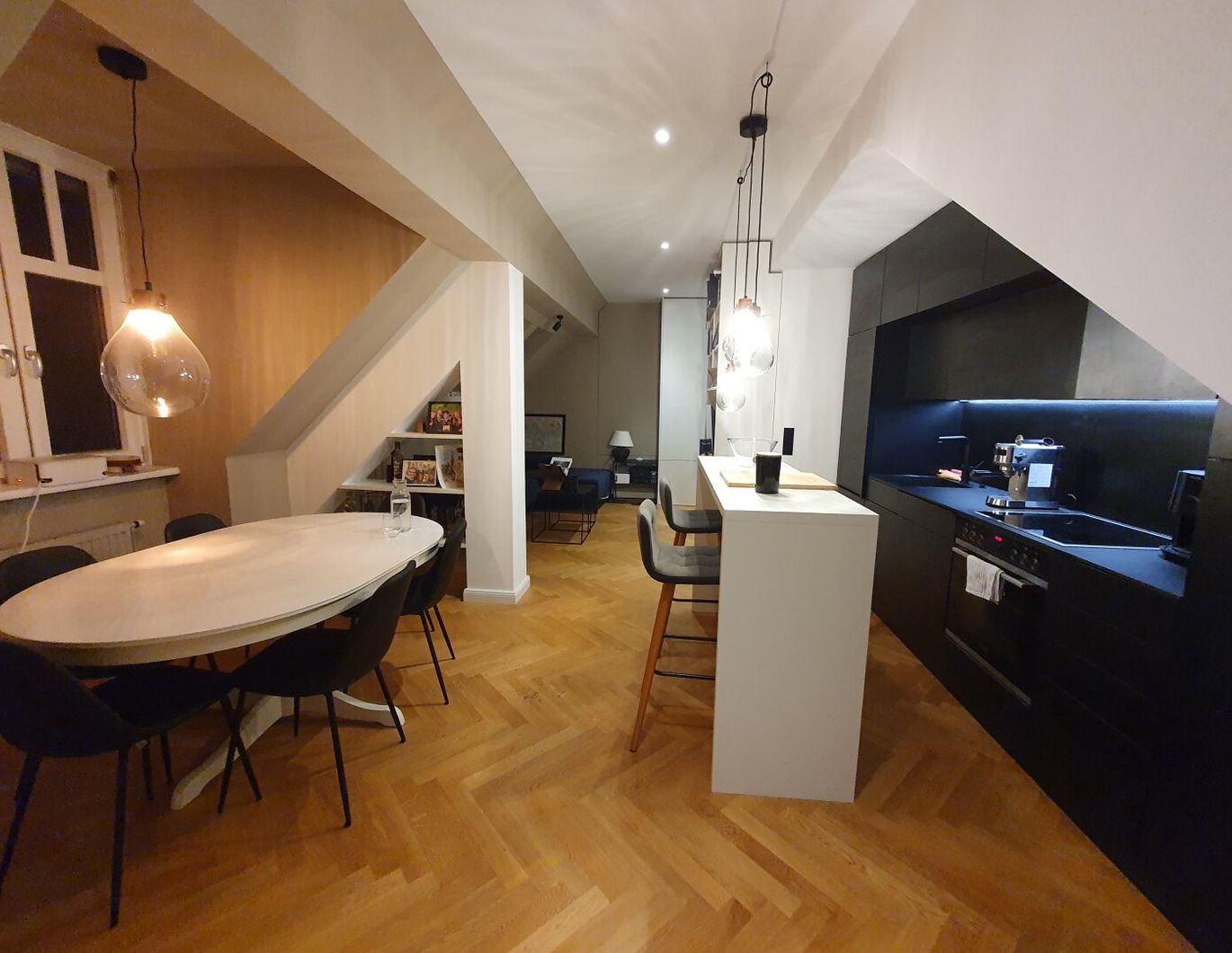 Top Dachgeschoßwohnung in Graz - Modernes Wohnen in zentraler Lage