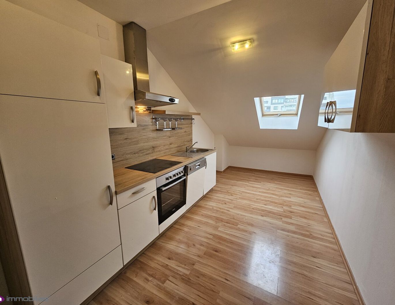 Sofortbezug: Sonnige DG Wohnung