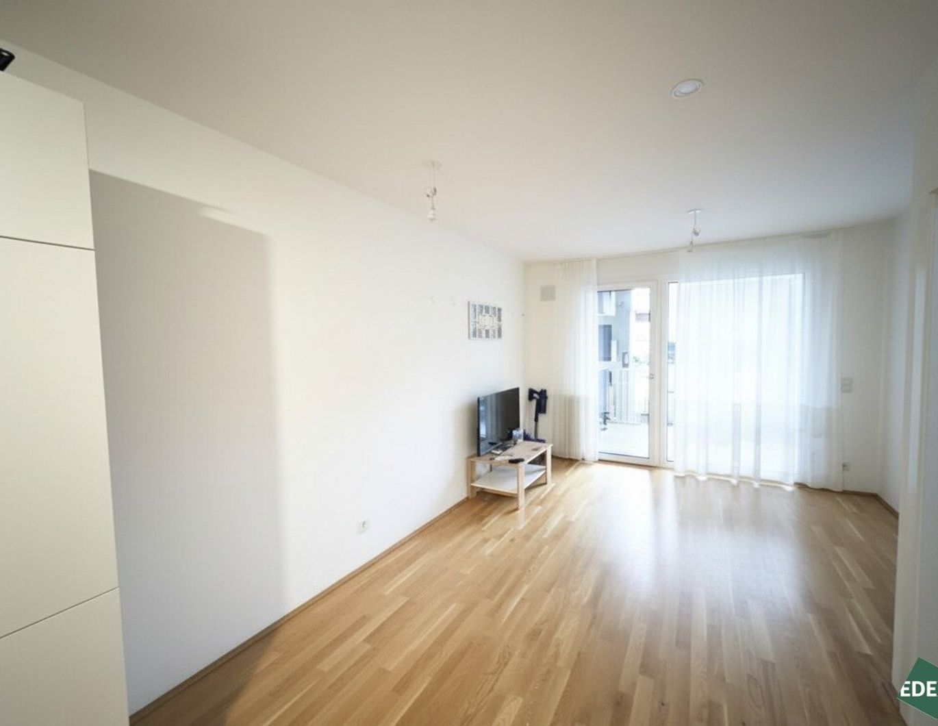Perfekt für Paare oder Singles: Attraktive 2-Zimmer-Wohnung mit Balkon nahe U1