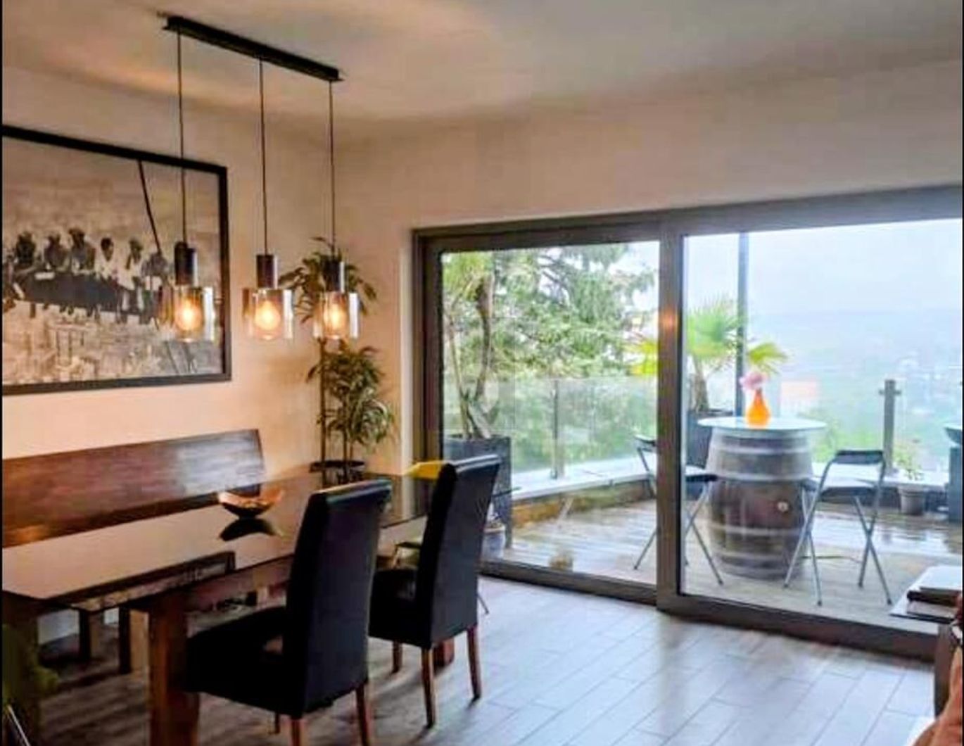 WOHNKOMFORT - 4 ZIMMER, TERRASSE, PARKPLÄTZE UND SCHÖCKL-BLICK INKLUSIVE