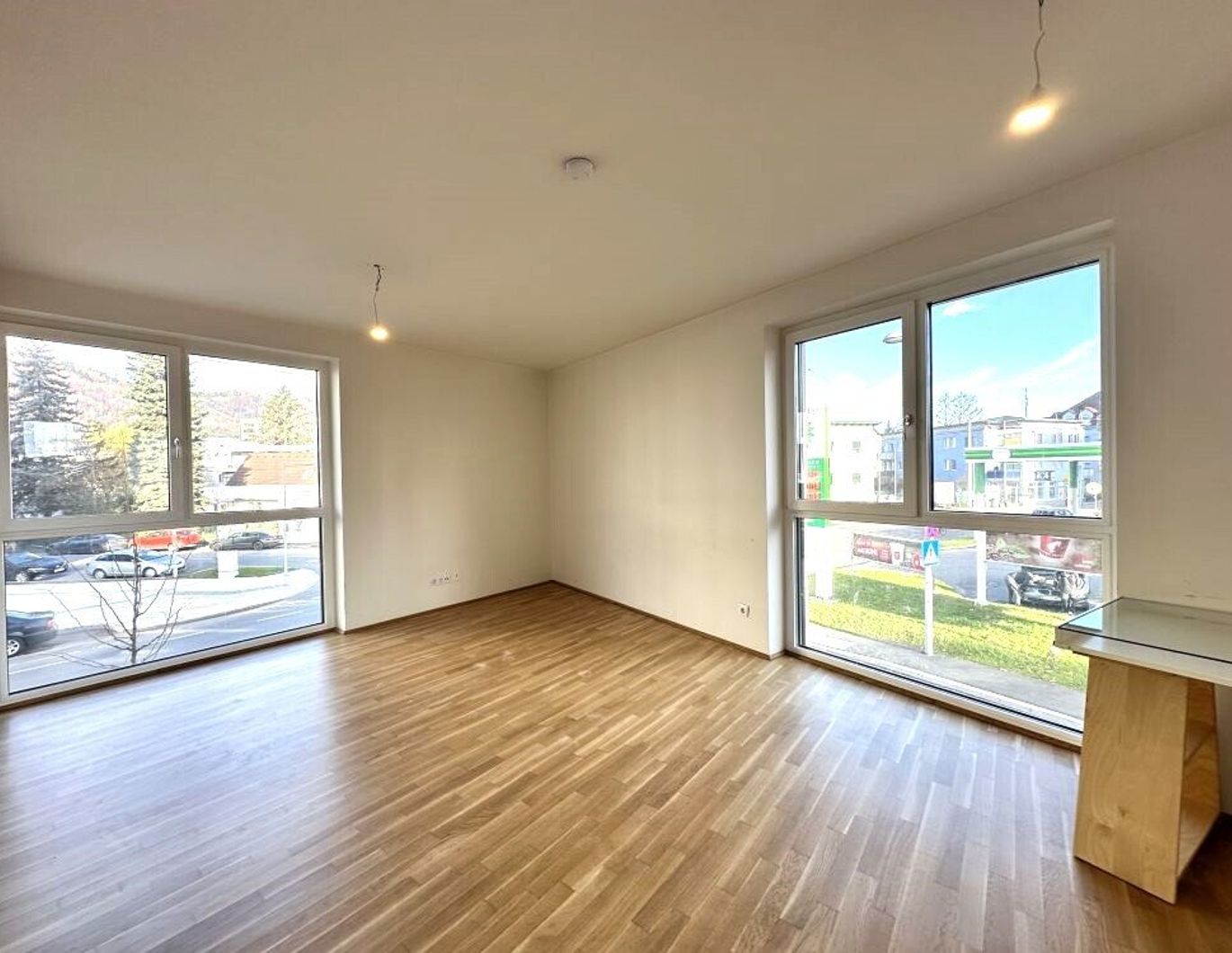 PROVISIONSFREI - Lichtdurchflutete, moderne 2-Zimmer-Wohnung mit Loggia und KFZ-Tiefgaragenabstellplatz