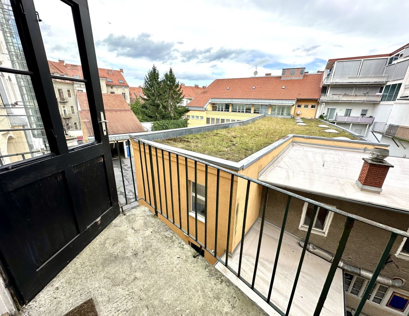 2-Zimmer-Wohnung mit sonnigem Balkon in absolut bester Lage im 1. Grazer Bezirk in der Grazbachgasse - Provisionsfrei