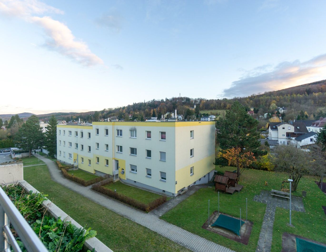 Zentral gelegene 5 Zimmer! Zu Fuß ins Sacre Coeur, 15 Minuten nach Hütteldorf