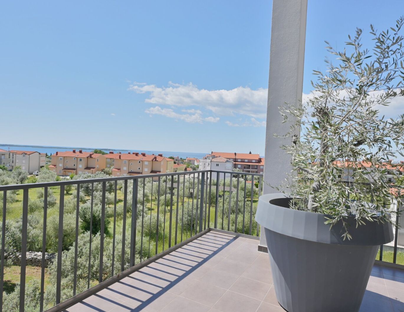 Penthouse-Maisonette - Raum zum Ankommen - mit Blick auf das Meer & Bucht von Fažana in Istrien!