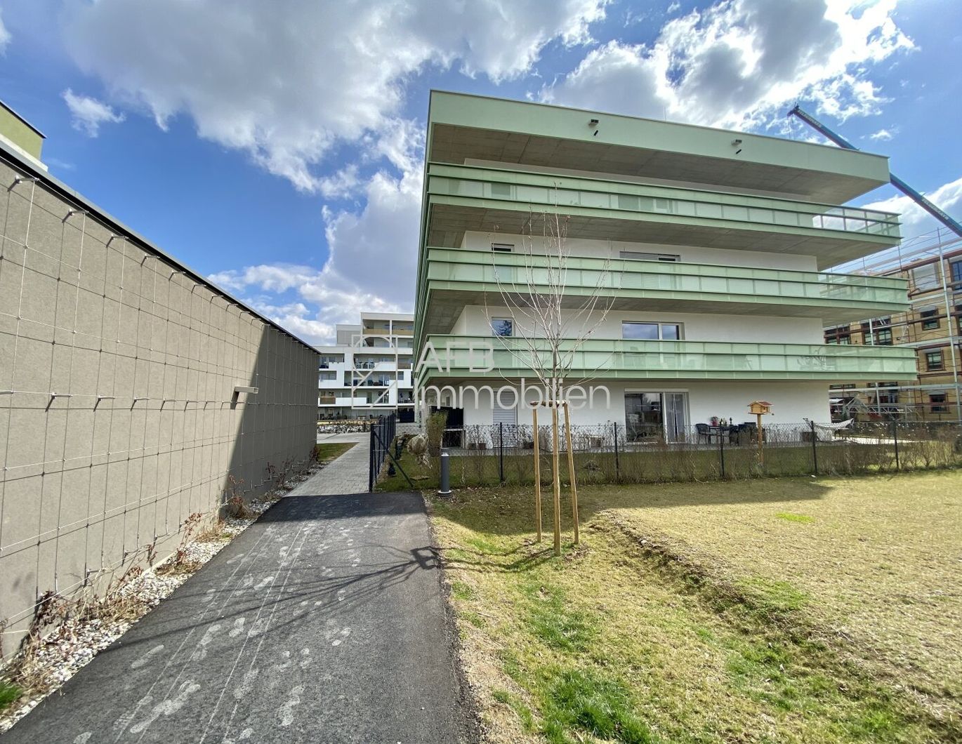 Moderne, geförderte 3-Zimmer-Wohnung mit zwei ca. 25 m² großen Balkonen im inneren Grüngürtel von Graz