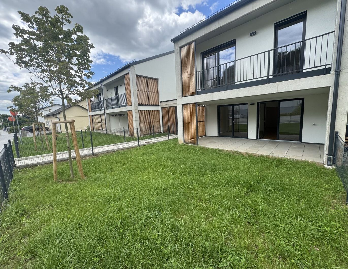 Familienfreundliche 4-Zimmer-Maisonette mit kleinem Garten!