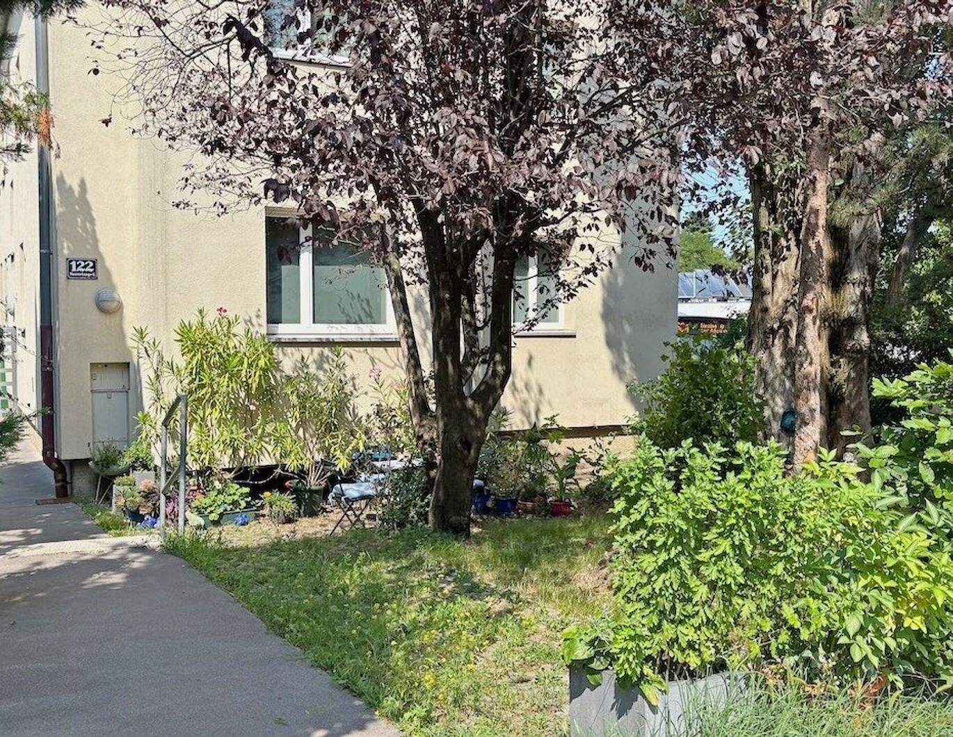 Charmante 2-Zimmer-Wohnung mit Blick ins Grüne - Mauer!
