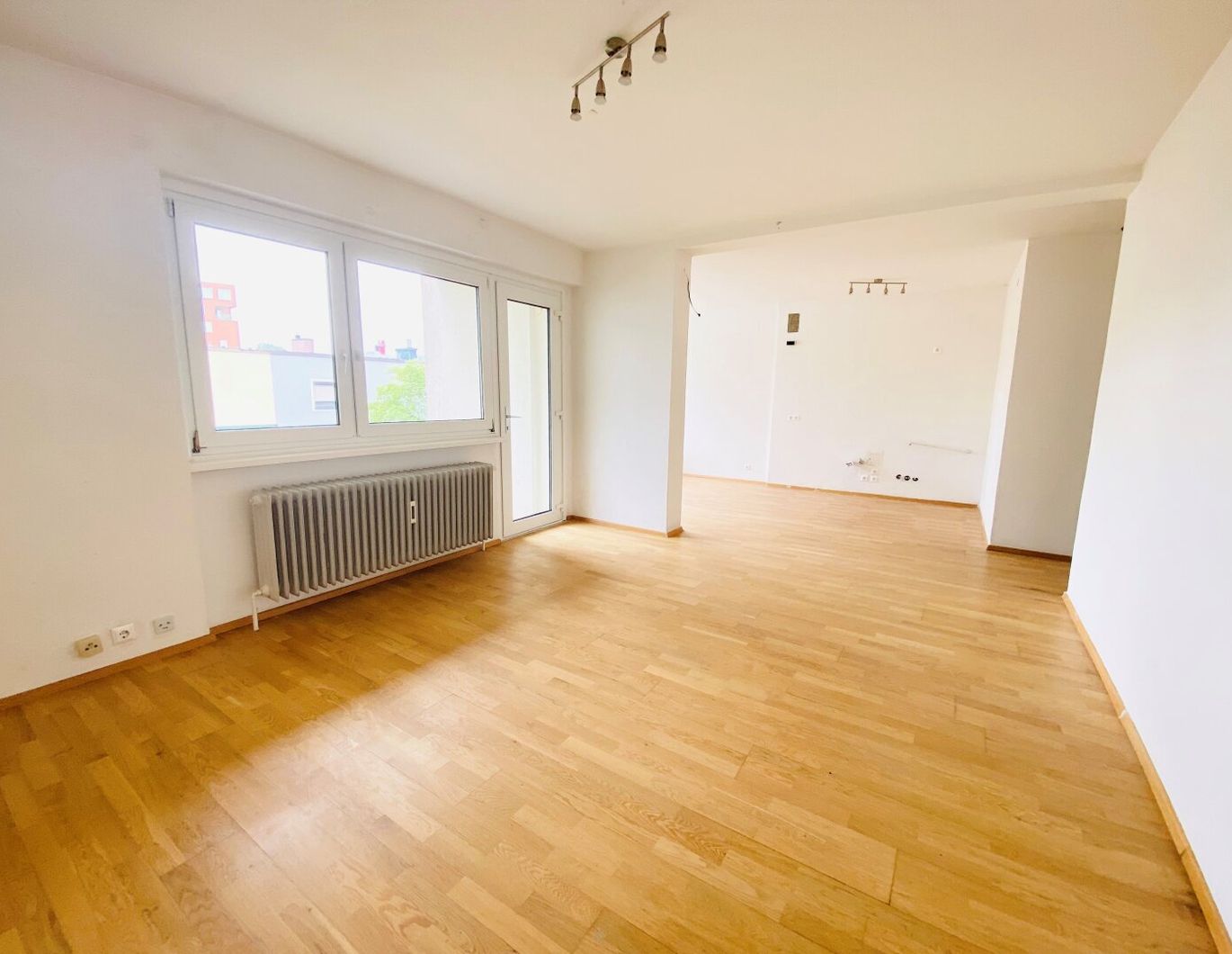 PROVISIONSFREI! FAMILIENHIT - 3-ZIMMER-WOHNUNG IN SEHR GUTER WOHNLAGE!