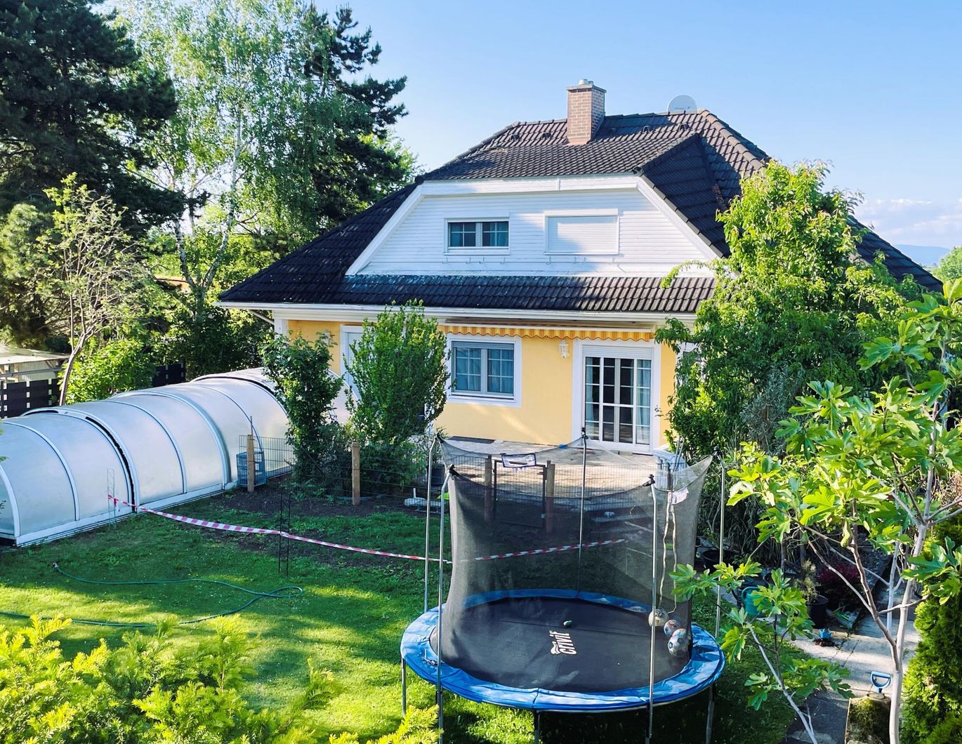 Stilvolles Familienanwesen - Pool - Garage