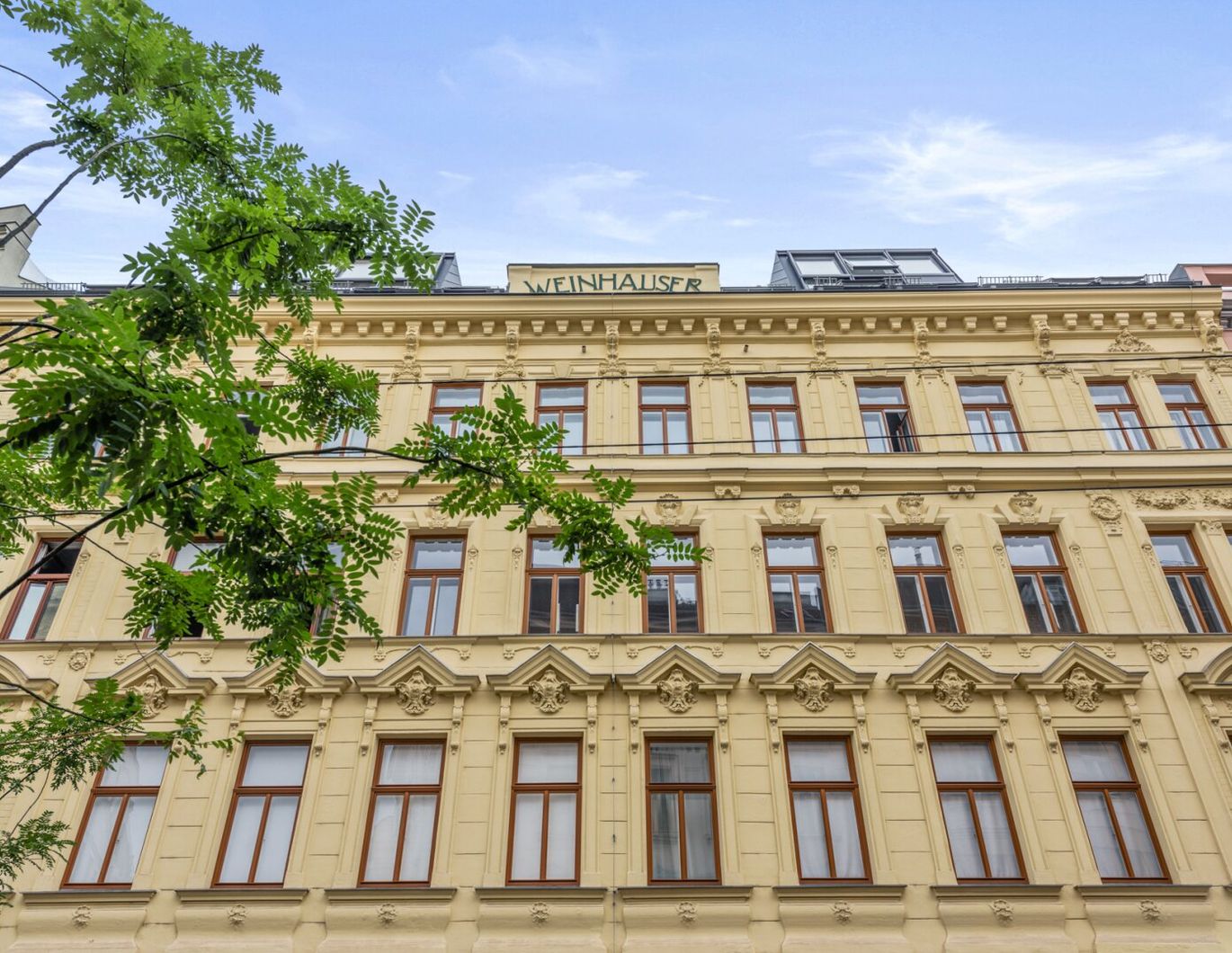 Moderne 4-Zimmer-Wohnung mit Balkon in 1180 Wien - Ihr neues Zuhause!